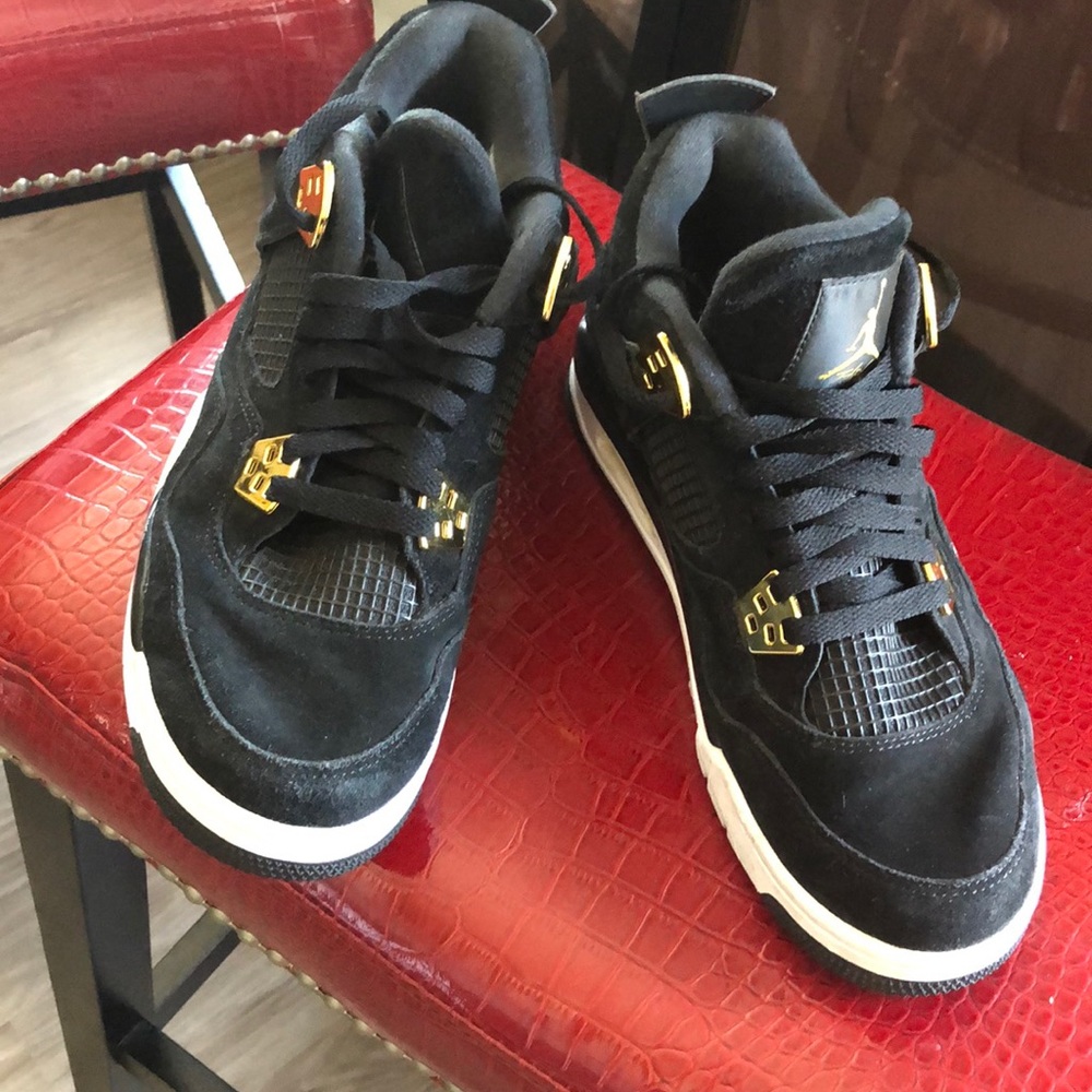 Black and Gold Retro Jordan’s